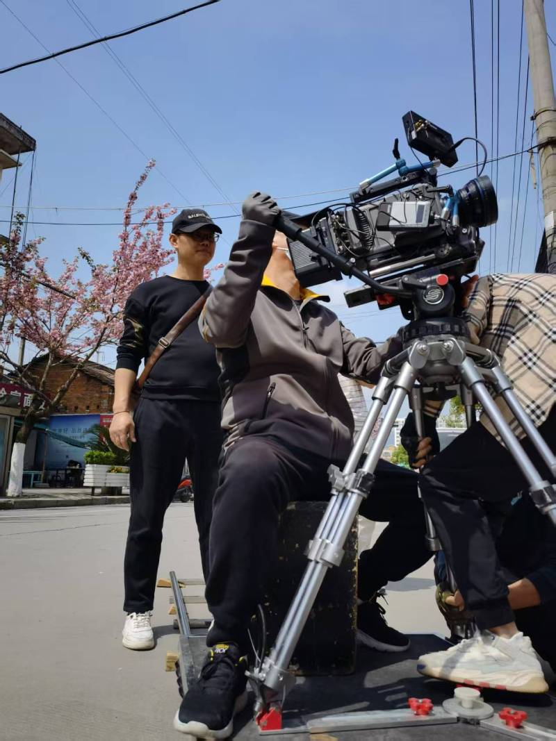 定安县广告片拍摄：快消品牌爆款之选，网感内容适配社媒传播！